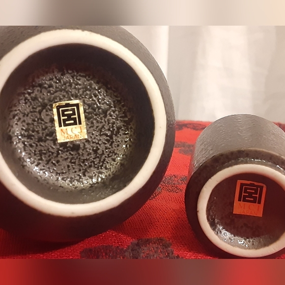 Sake Set for One, Black with White, Salt Glaze (Orangepeel Texture) MCI Japan - Picture 5 of 7